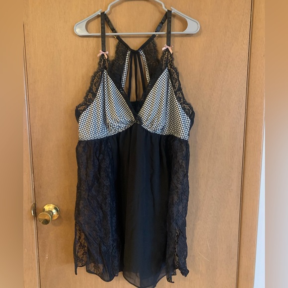 Cacique Other - Nightgown